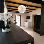 Industrial Luxury Nimes & Arles Бокер