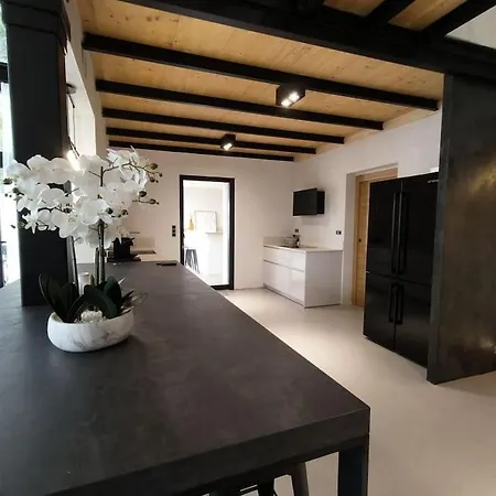 Industrial Luxury Nimes & Arles * Beaucaire (Gard)