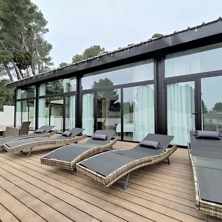 Industrial Luxury Nimes & Arles *