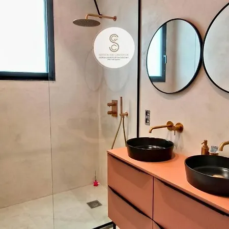 Вилла Industrial Luxury Nimes & Arles *