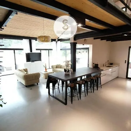 Industrial Luxury Nimes & Arles Villa *